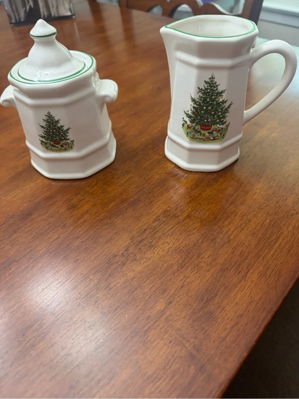 Pfaltzgraff Christmas Heritage Ceramic Creamer and Sugar Set